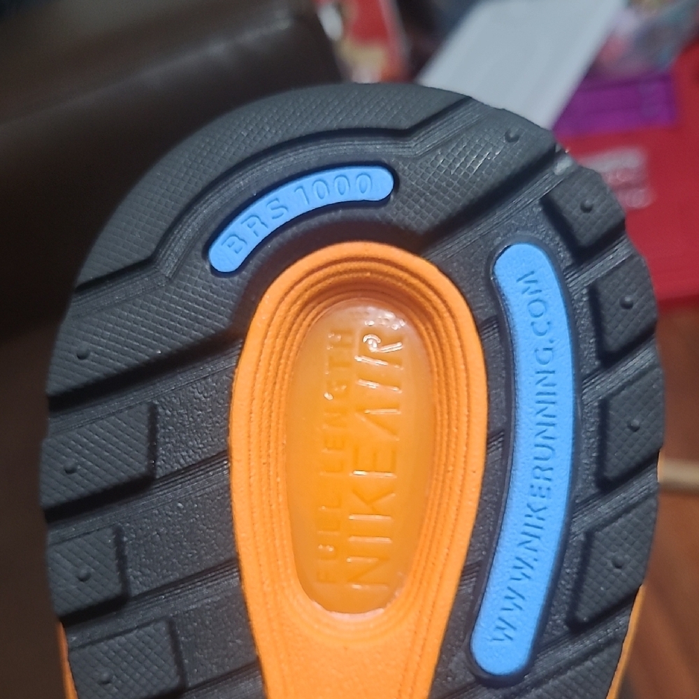 Nike Athletic Shoes in Orange and Blue - Picture 5 of 6